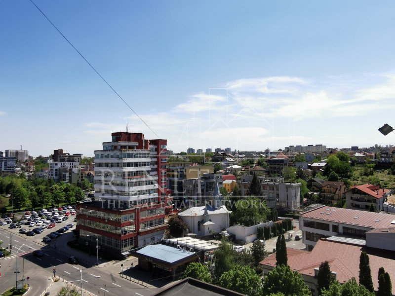 Apartament Central, bloc Casa Cartii