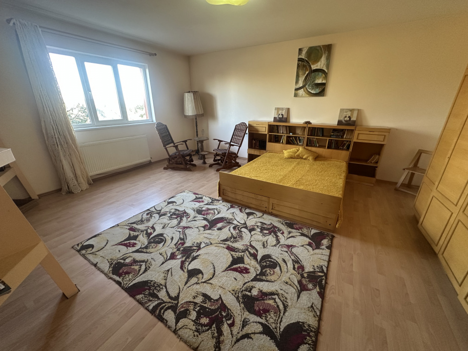 PANTELIMON APARTAMENT IN VILA 1E+M 230 MP TOTAL, CURTE 516 MP!