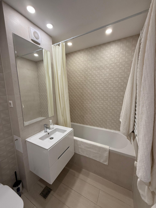 HILS PALLADY, 2 CAMERE,  PARCARE SUBTERANA!