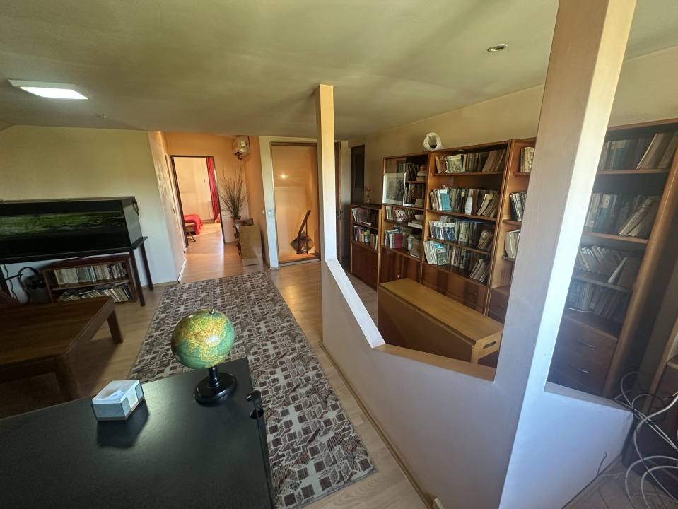 PANTELIMON APARTAMENT IN VILA 1E+M 230 MP TOTAL, CURTE 516 MP!