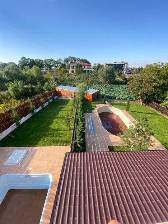 Super ocazie! Vilă de vânzare în Snagov, cu deschidere la lac