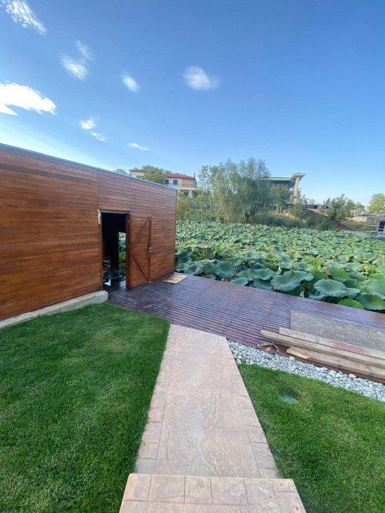 Super ocazie! Vilă de vânzare în Snagov, cu deschidere la lac