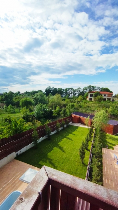 Super ocazie! Vilă de vânzare în Snagov, cu deschidere la lac