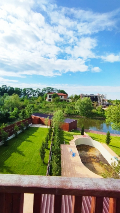 Super ocazie! Vilă de vânzare în Snagov, cu deschidere la lac