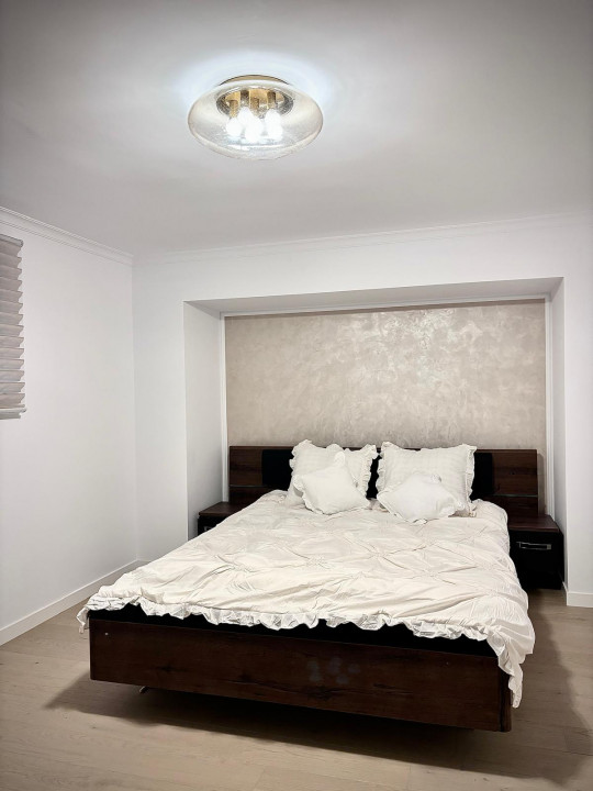 SUPER OCAZIE SE VIND 3 APRTAMENTE DE LUX IN VILA ZONA PARC CAROL COSBUC