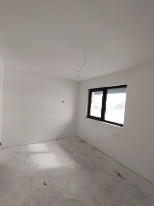 VAND VILA NOUA SPATIOASA + 300MP TEREN  IN JILAVA IF 