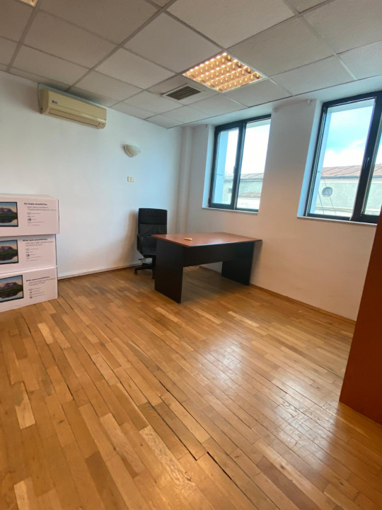 SUPER OCAZIE SE INCHIRIAZA 360MP CONSTRUCTIE BIROURI IN ZONA UNIRII