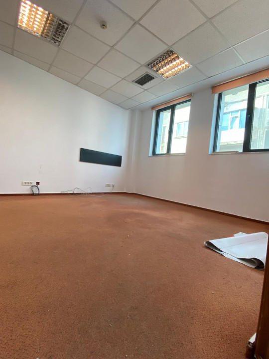 SUPER OCAZIE SE INCHIRIAZA 360MP CONSTRUCTIE BIROURI IN ZONA UNIRII