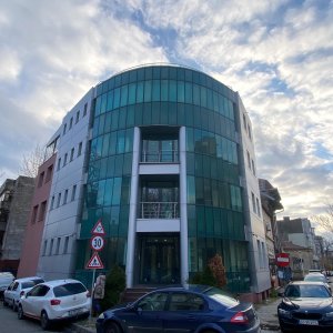 SUPER OCAZIE SE INCHIRIAZA 360MP CONSTRUCTIE BIROURI IN ZONA UNIRII