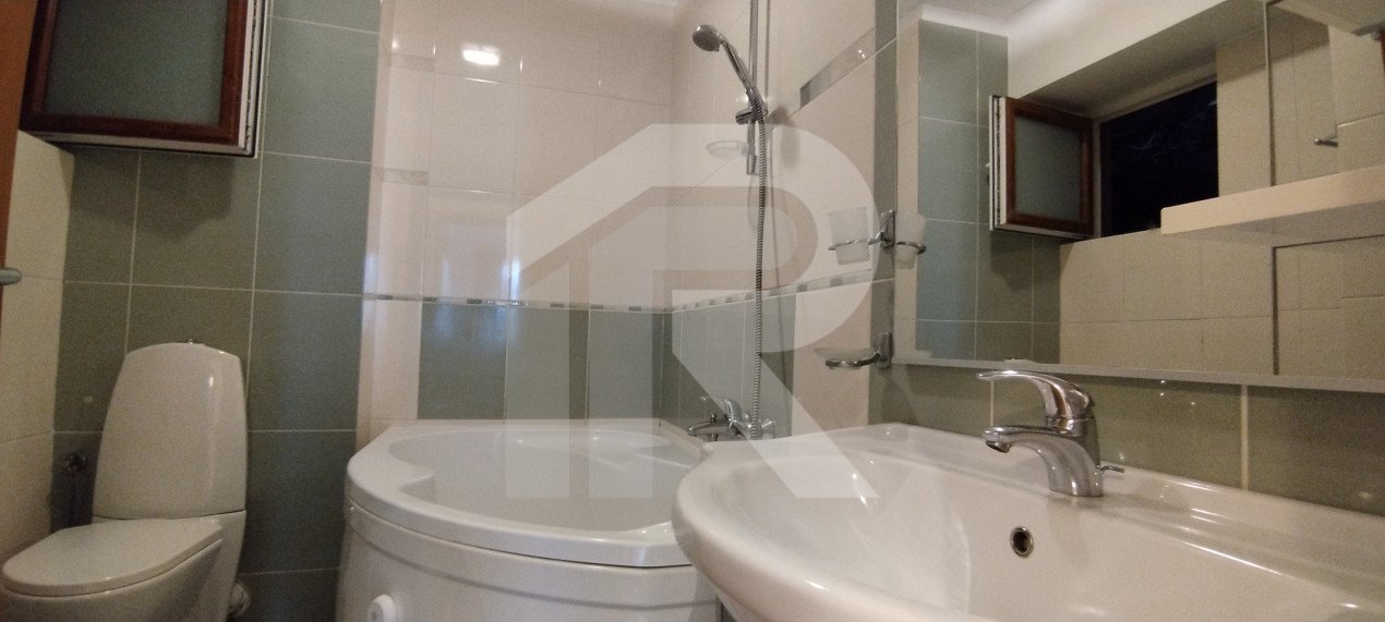 ALBA IULIA 3 CAMERE LUX 99 MP, PARCARE SUBTERANA!