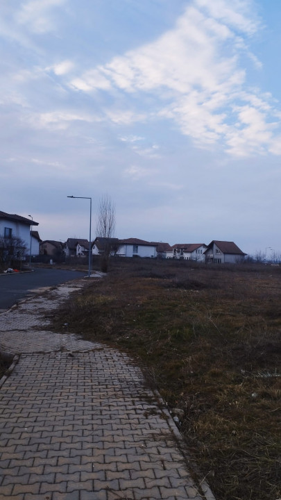 VAND TEREN INTRAVILAN 16.474 MP IN ZONA BANEASA PENTRU AFACERI/INVESTITII