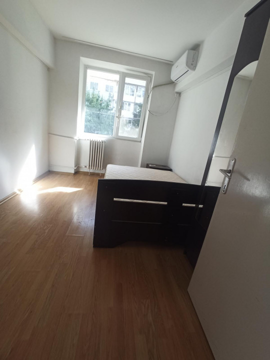 VAND APARTAMENT 3 CAMERE SPATIOS APROAPE DE METROU TINERETULUI