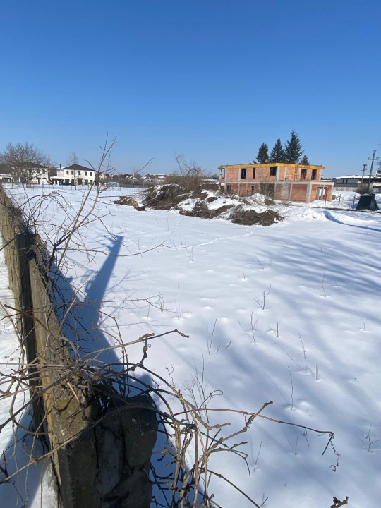 VAND TEREN INTRAVILAN 3070MP IN ZONA VIP BANEASA-STEJARII 