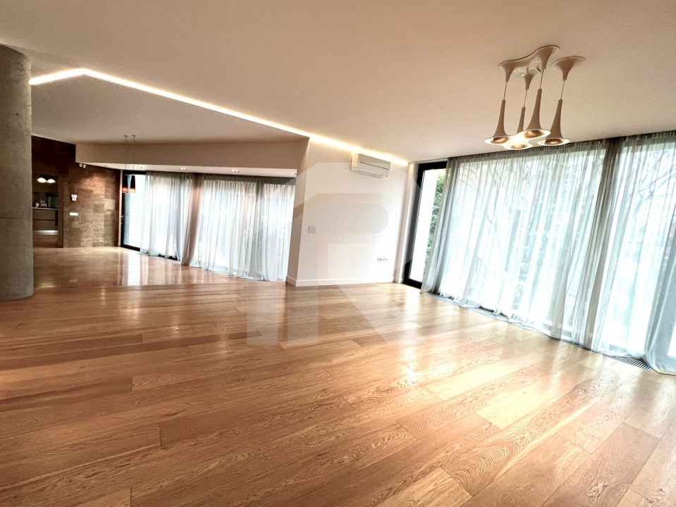 Stunning Villa_First rental after reno 