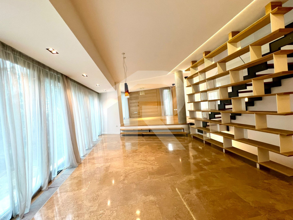 Stunning Villa_First rental after reno 