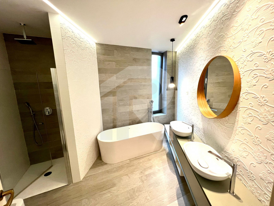 Stunning Villa_First rental after reno 