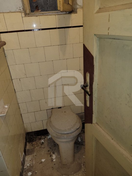 Casă centrală, singur curte - Rond Cosbuc, OCAZIE 1.153 euro/mp PENTRU 468 MP