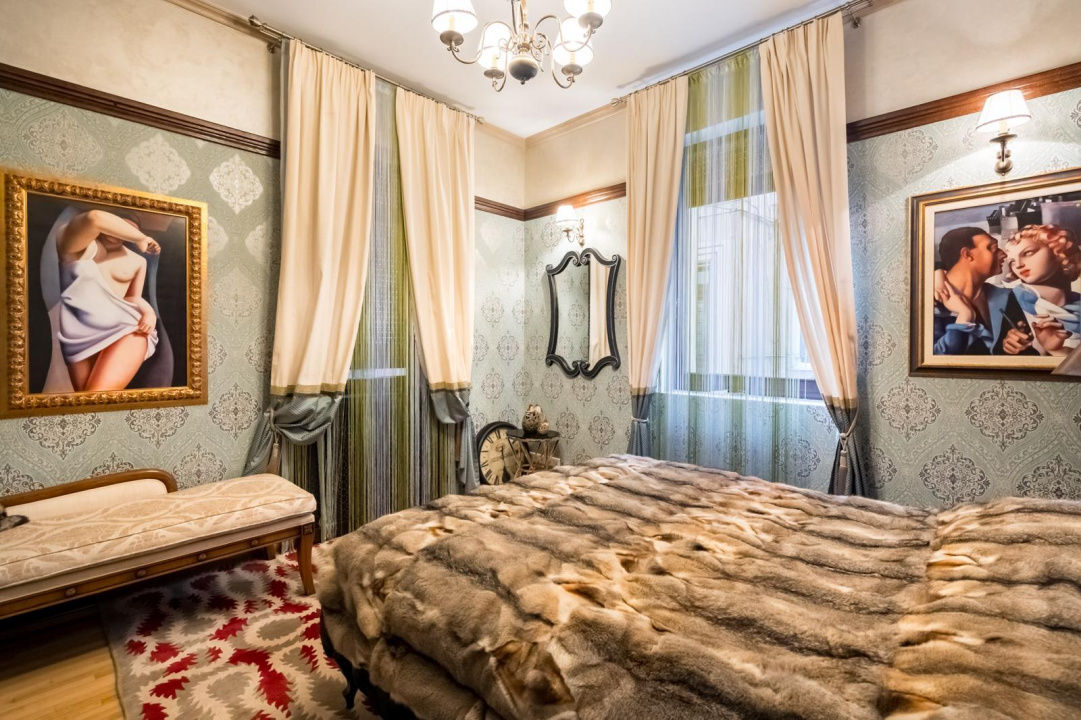 ARMENEASCA, APARTAMENT PARTER-185 MP!