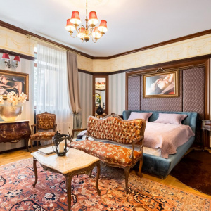 ARMENEASCA, APARTAMENT PARTER-185 MP!