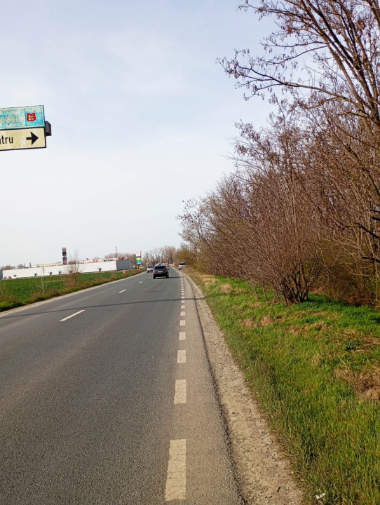 Teren intravilan 5.000 m² cu 40 m deschidere la DN2A – lângă Kaufland Slobozia