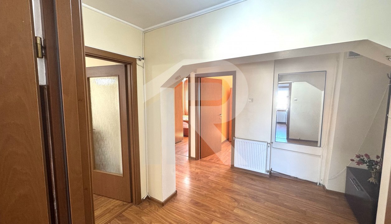 3 camere, Cantacuzino/Mos Craciun, vedere panoramica, etaj superior