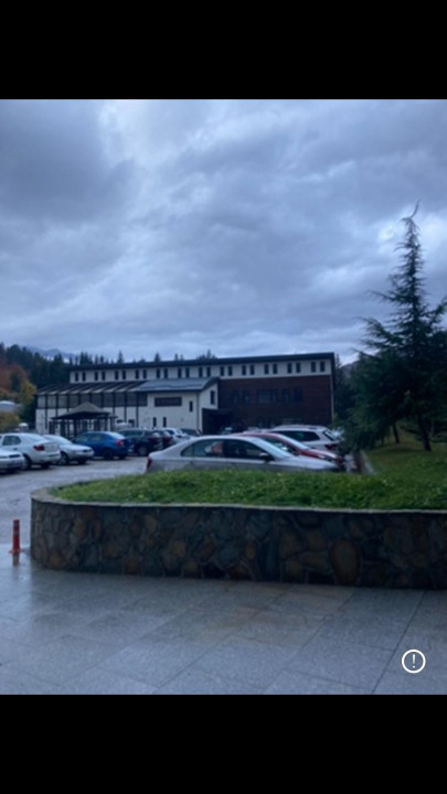 OCAZIE! Vand apartament 2 camere decomandat,Mobilat, Sinaia, langa Hotel Mara