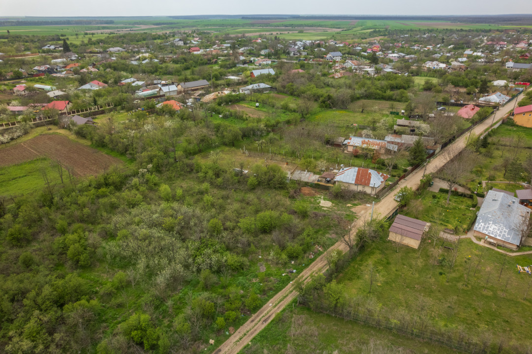 LETCA NOUA, TEREN CONSTRUCTII 1184 MP, FRONT 21 M !