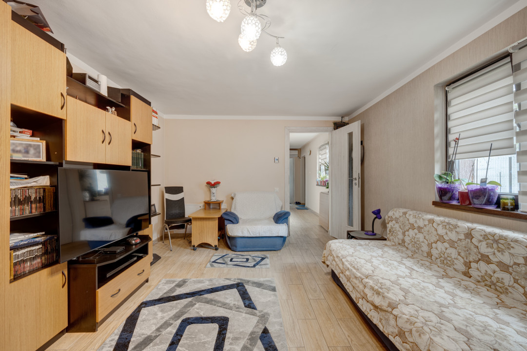 TANTAVA - GRADINARI, CASA 70 MP, LOT - 1557 MP!