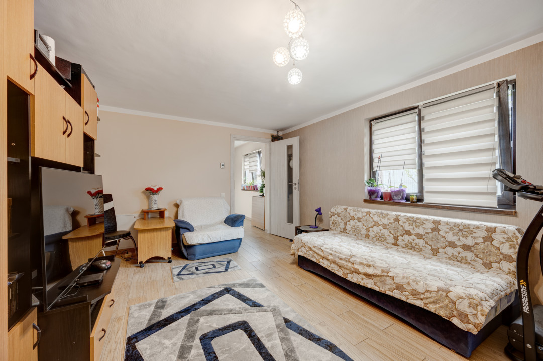 TANTAVA - GRADINARI, CASA 70 MP, LOT - 1557 MP!