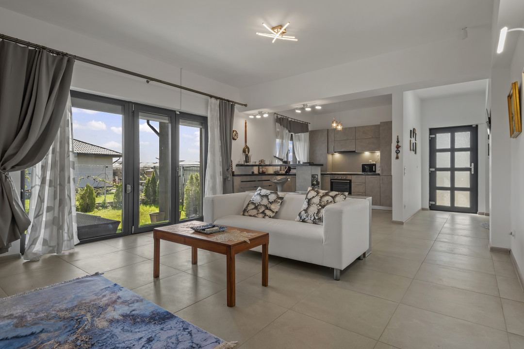 BALOTESTI – COMPLEX ZORI DE ZI - CASA SINGLE 120 MP, 500 MP LOT! 