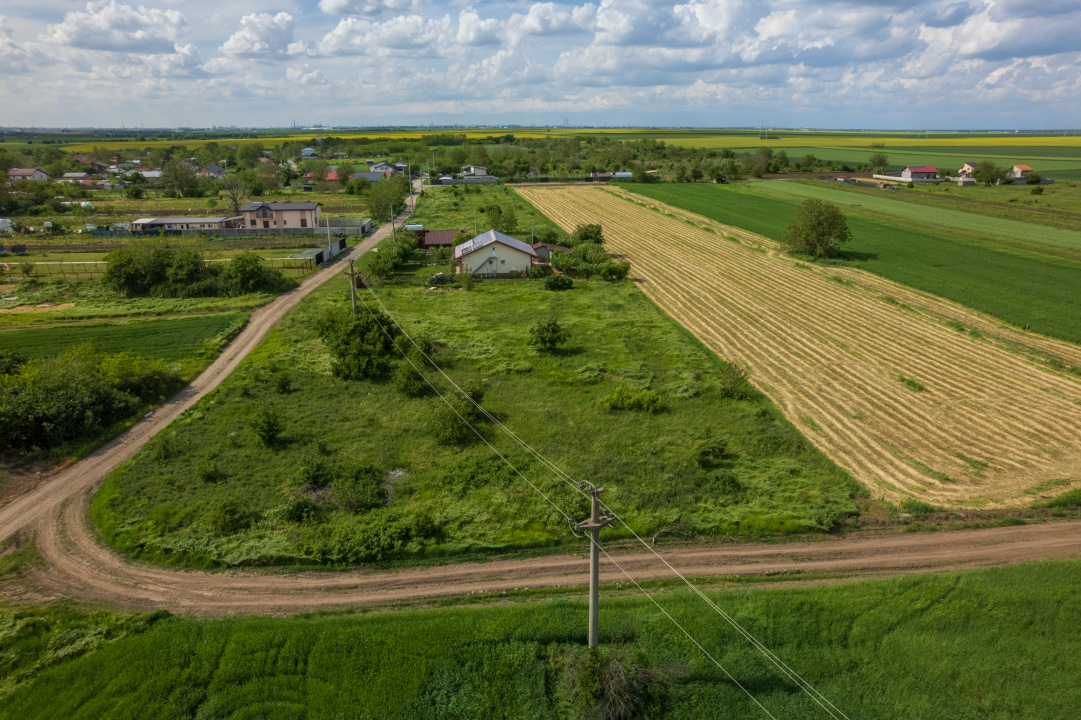 FRUMUSANI - POSTAVARI, TEREN 1500 MP, FRONT 30 M !