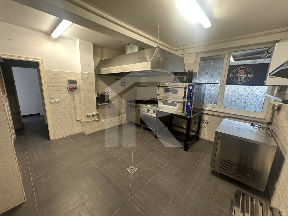 Spatiu Comercial 138,7 MP+2 locuri parcare New Residence Magurele