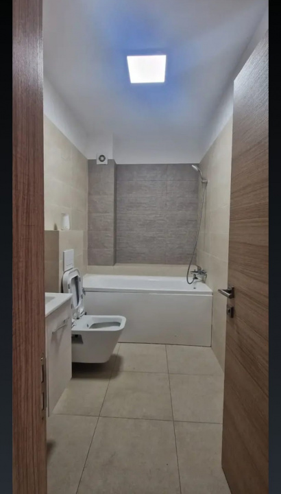 Apartament modern cu 2 camere și terasă generoasă – Strada Popa Petre