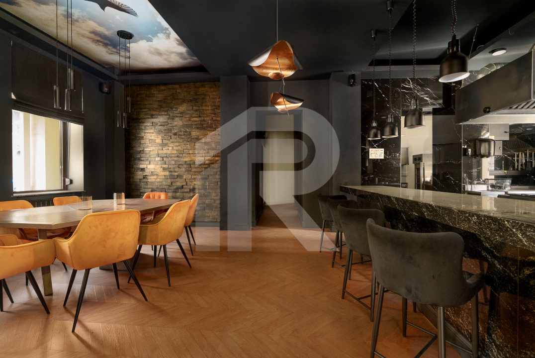 RESTAURANT DE VANZARE  zona ARMENEASCA