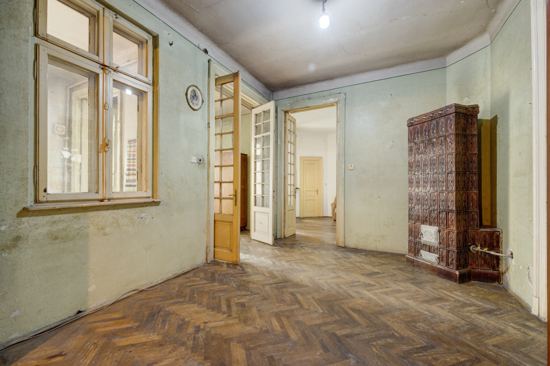 CAROL – 11 IUNIE, APARTAMENT 4 CAMERE IN VILA, 120 MP, ETAJ 1! 