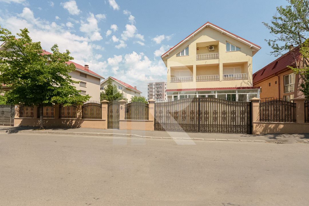 Drumul Taberei - Valea Oltului, casa 9 camere, lot 1158 mp