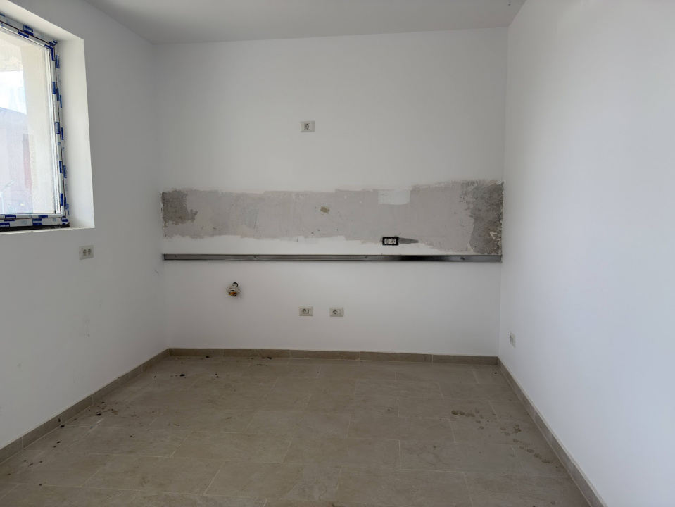 Vila 6 camere la alb