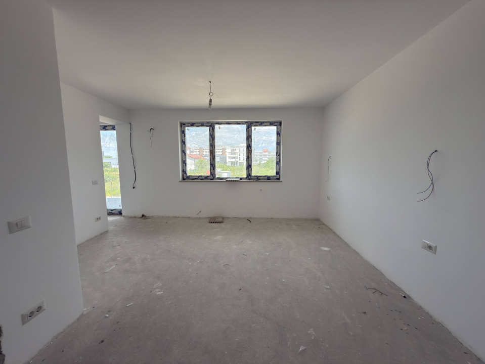 Vila 6 camere la alb