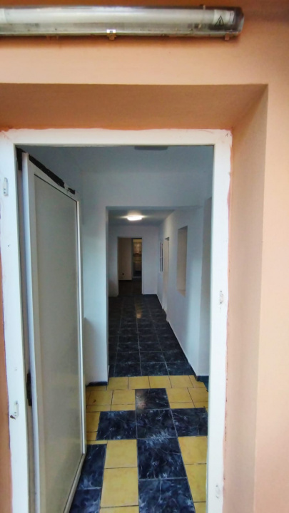 Casa de vanzare Colentina singur curte 