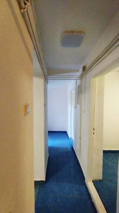 Casa de vanzare Colentina singur curte 