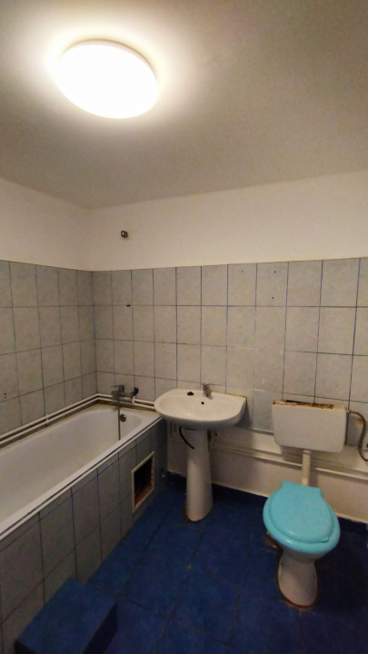 Casa de vanzare Colentina singur curte 