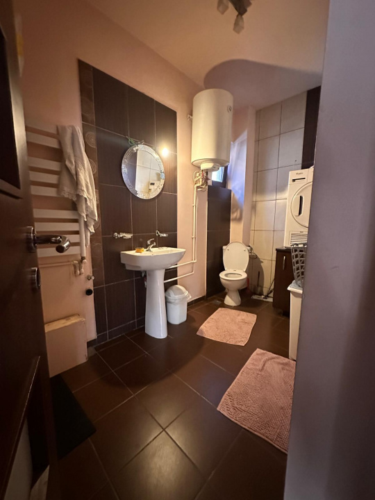 OCAZIE SE VINDE VILA SPATIOASA IN ORASUL PANTELIMON IF APROAPE DE CENTRU