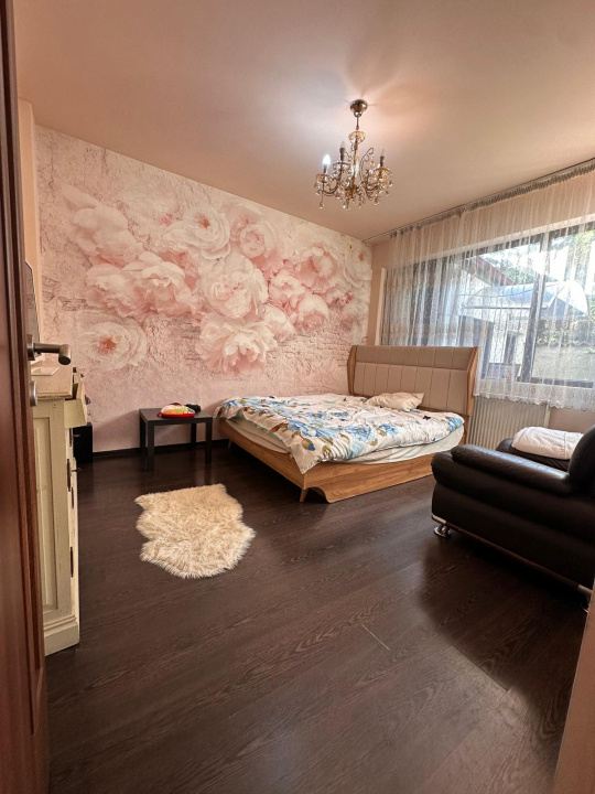 OCAZIE SE VINDE VILA SPATIOASA IN ORASUL PANTELIMON IF APROAPE DE CENTRU