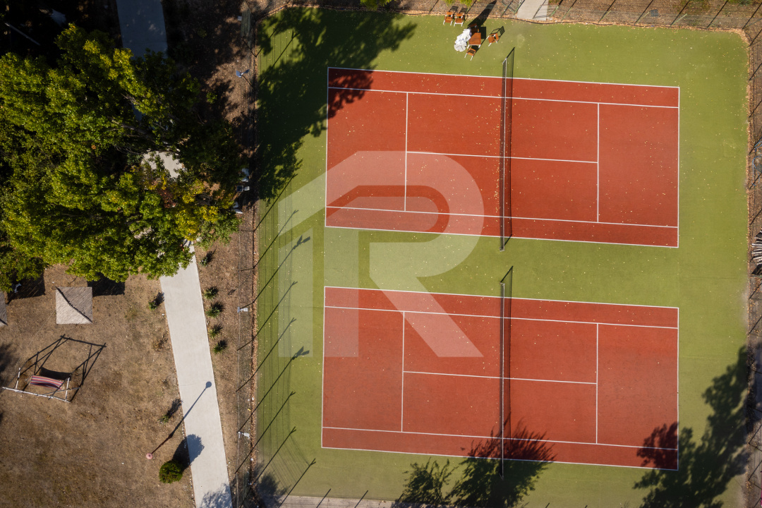 MAMAIA – COMPLEX HOTELIER 300 CAMERE - MERCUR - MINERVA, 18.000 MPC!