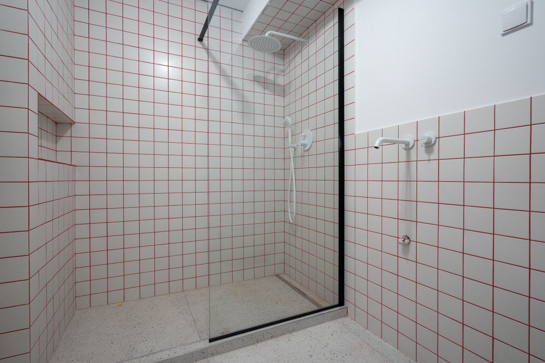 Apartament 2025, Stellaris, Faza 1, mutare imediata!