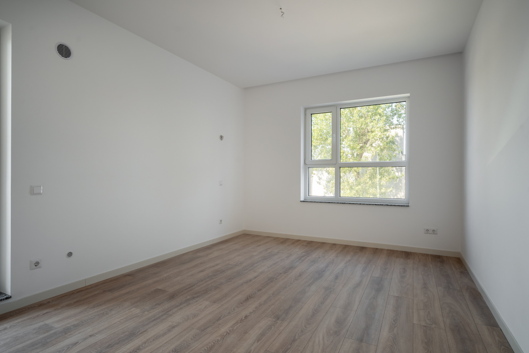 Apartament 2025, Stellaris, Faza 1, mutare imediata!