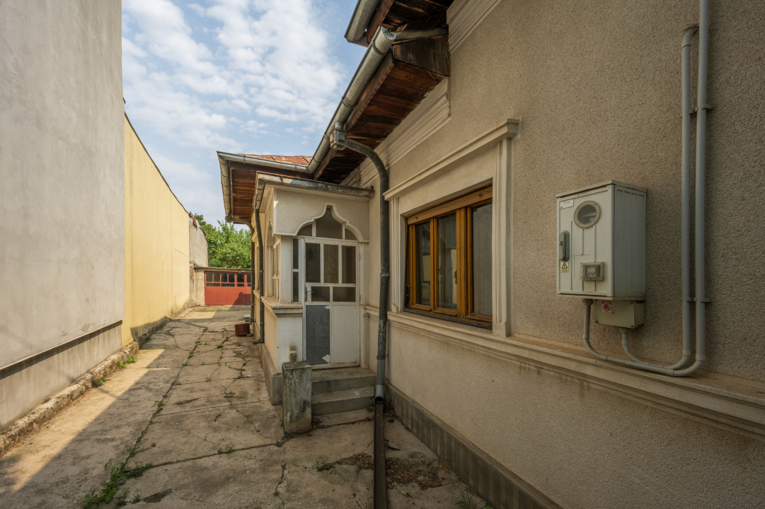 CHIAJNA - CASA RENOVABILA 129 MP, LOT 690 MP!