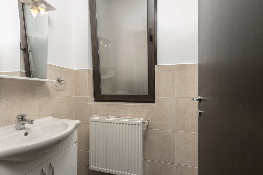 Vilă spațioasă și elegantă în Pipera – zona Porsche / Hotel Alexander