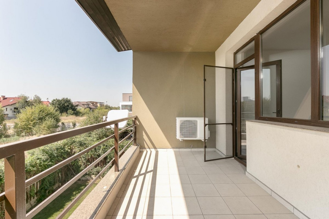 Vilă spațioasă și elegantă în Pipera – zona Porsche / Hotel Alexander