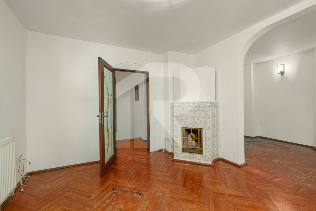 Casa de închiriat Str Justinian pretabilă birouri